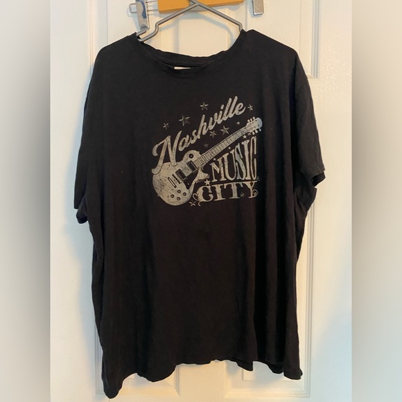 Maurices Tops - Maurices Nashville Graphic Tshirt 3X